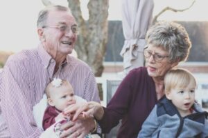 Long-term care: Traditional vs. Alternative Policies